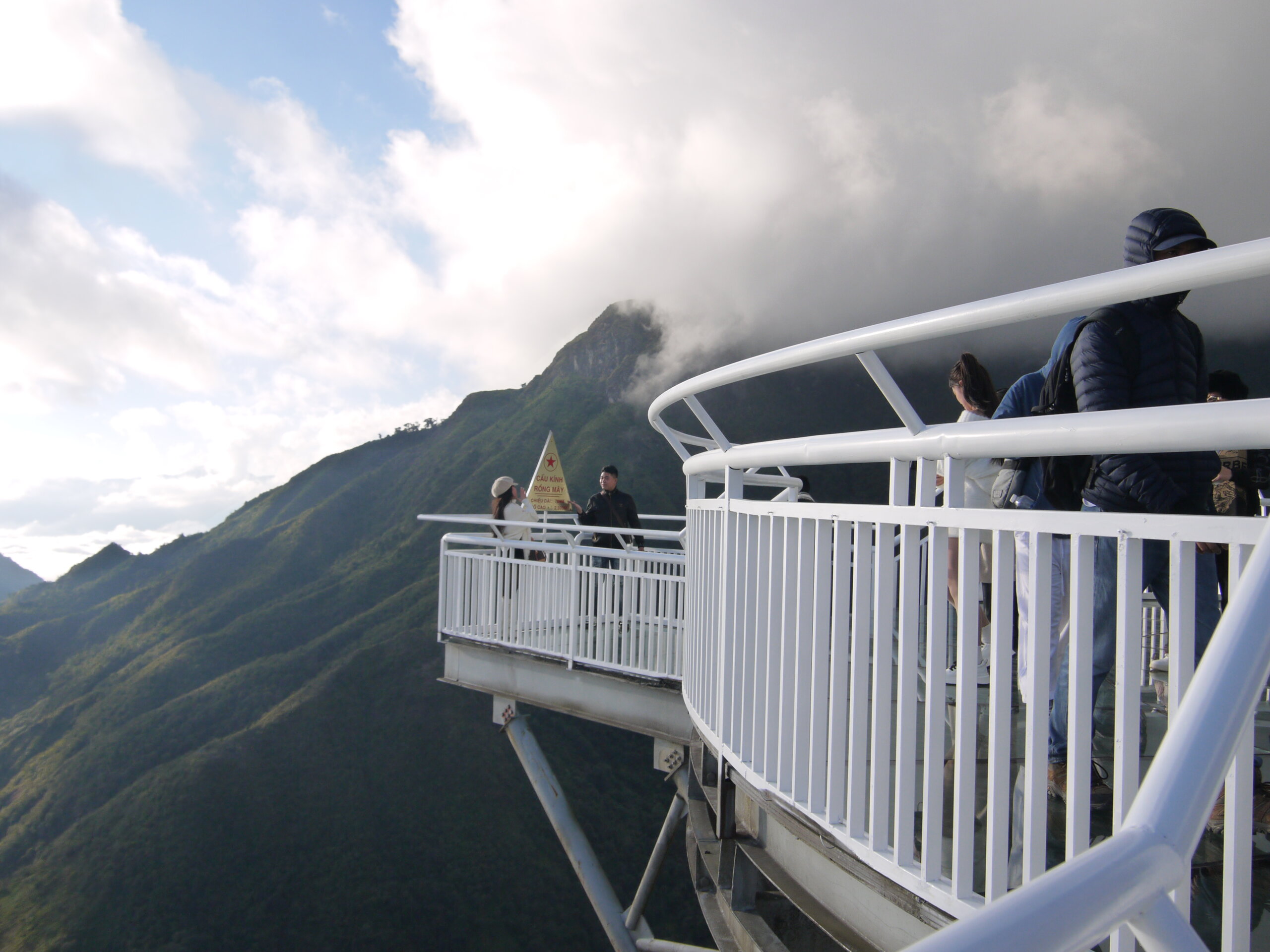 Sapa Glass Bridge Half Day Tour | Silver Waterfall & O Quy Ho Pass