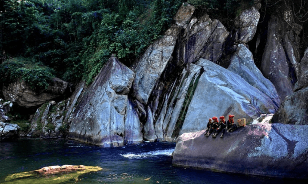 Natural-Swimming-Pool-In-Sapa-7