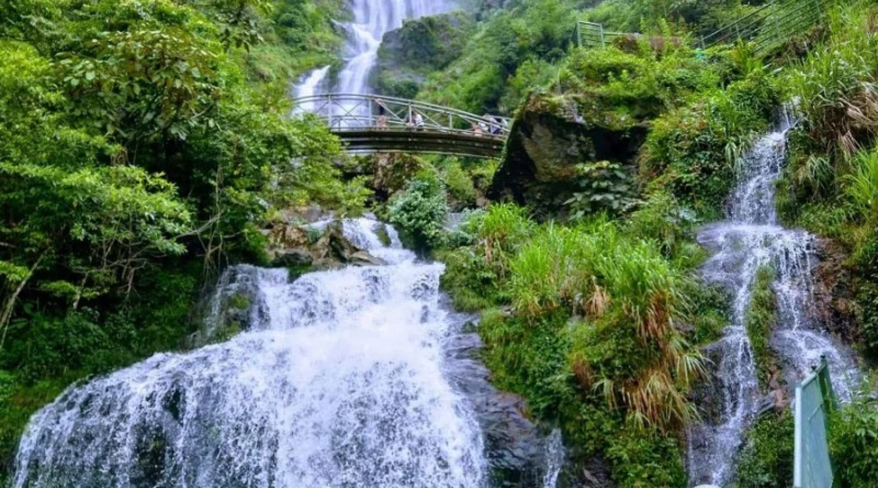Silver Waterfall Sapa – a waterfall over 200 meters high