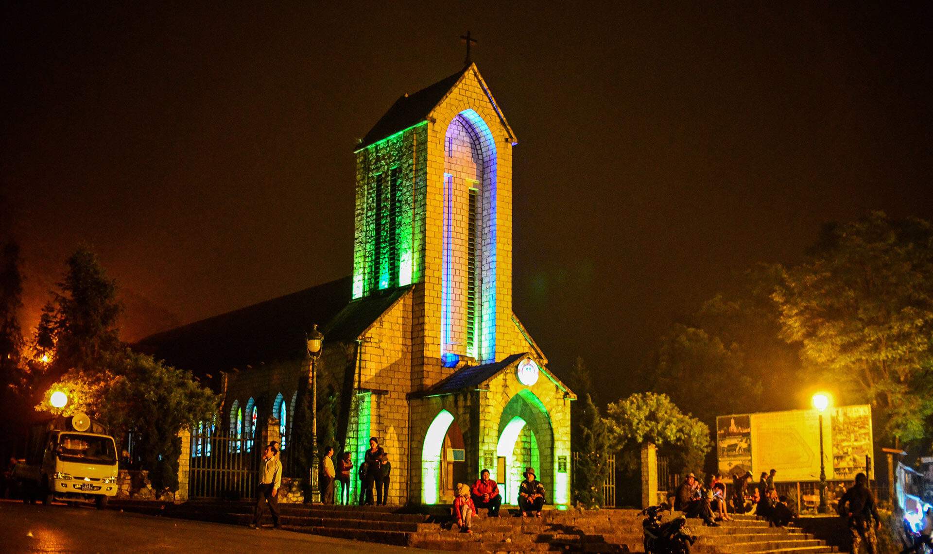 Sapa Vietnam Nightlife: Where To Go After Dark