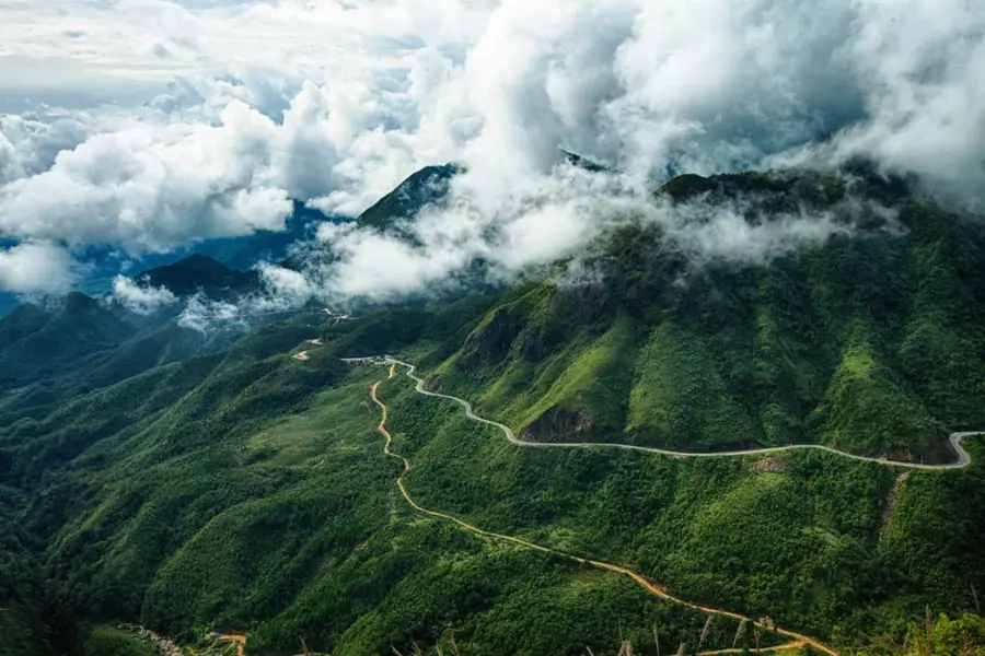 Winding mountain road near Sapa heaven gate along O Quy Ho Pass